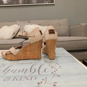 NEW TOMS SIENNA cork Heels SANDALS
